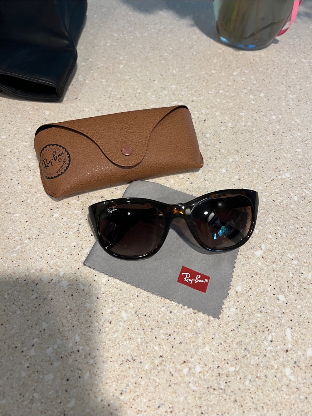 Ray-Ban Women’s Tortoiseshell Cat-Eye Sunglasses - Brown Gradient Lenses - Picture 2 of 15